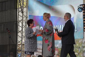 аренда большой светодиодный экран Иваново Владимир Кострома Ярославль Нижний Новогород Шуя Кинешма Южа Вичуга Родники Тейково Южа Юрьевец Плёс Кохма Муром Ковров Гусь-Хрустальный Киржач Кольчугино Вязники Александров Суздаль Переславль-Залесский Ростов Рыбинск Тутаев Углич Буй Шарья Приволжск Комсомольск Фурманов Арзамас Дзержинск Саров Бор Кстово Павлово Выкса Балахна Заволжье Богородск Кулебаки Городец